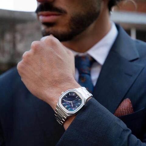 Valusis Volt Pearl Black Automatic